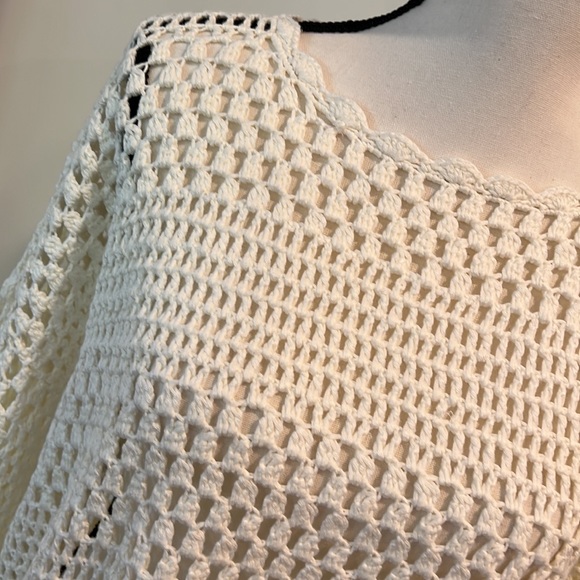 Mumu Knit Cover Up. Size L - Picture 2 of 6